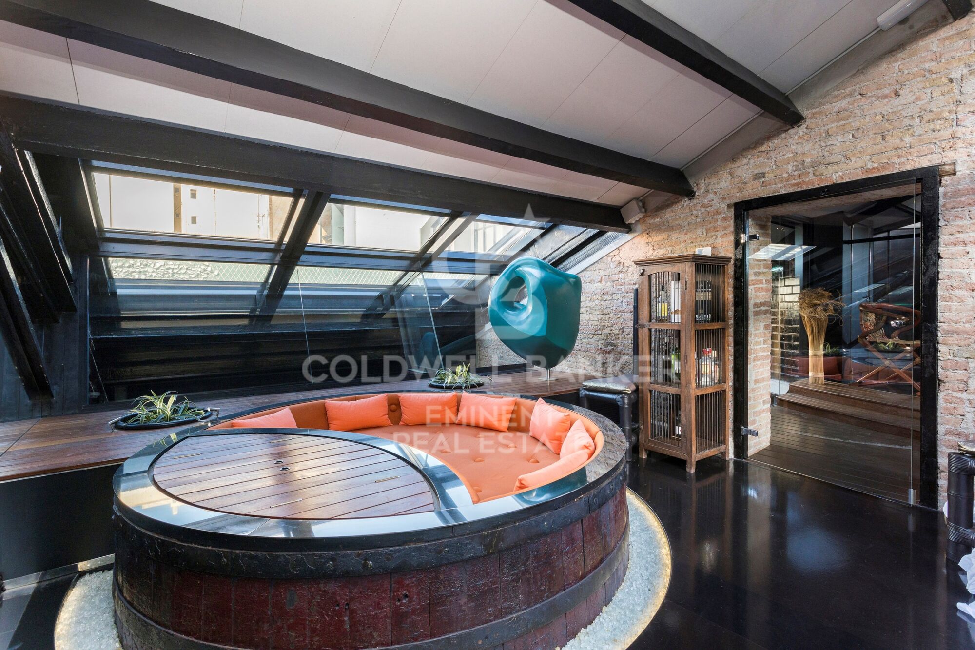 Maison design à Poblenou avec piscine