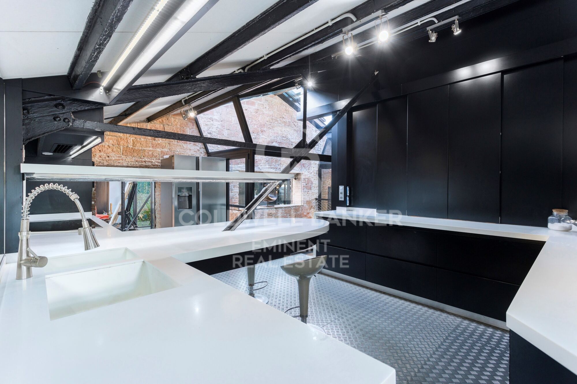 Maison design à Poblenou avec piscine