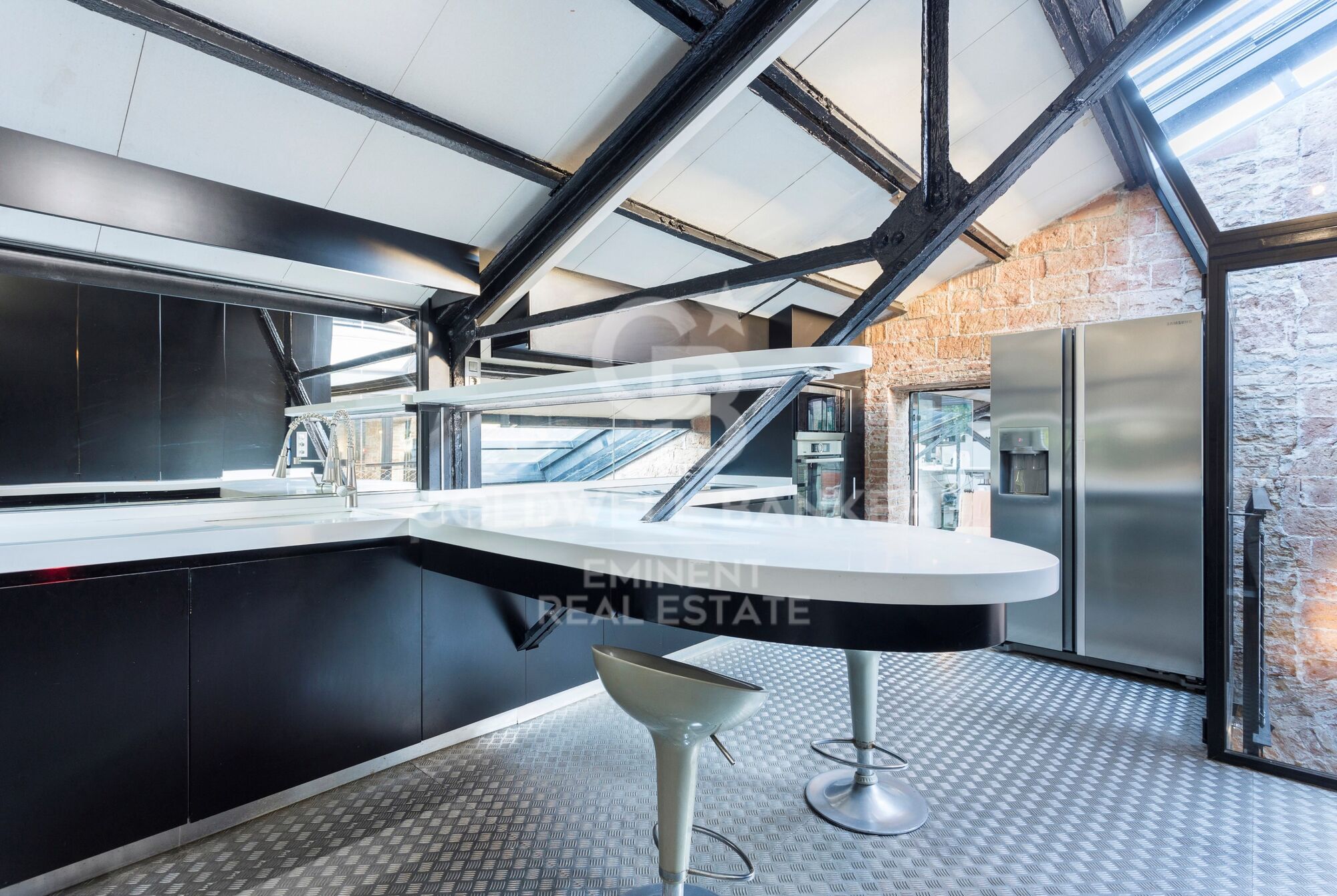 Maison design à Poblenou avec piscine