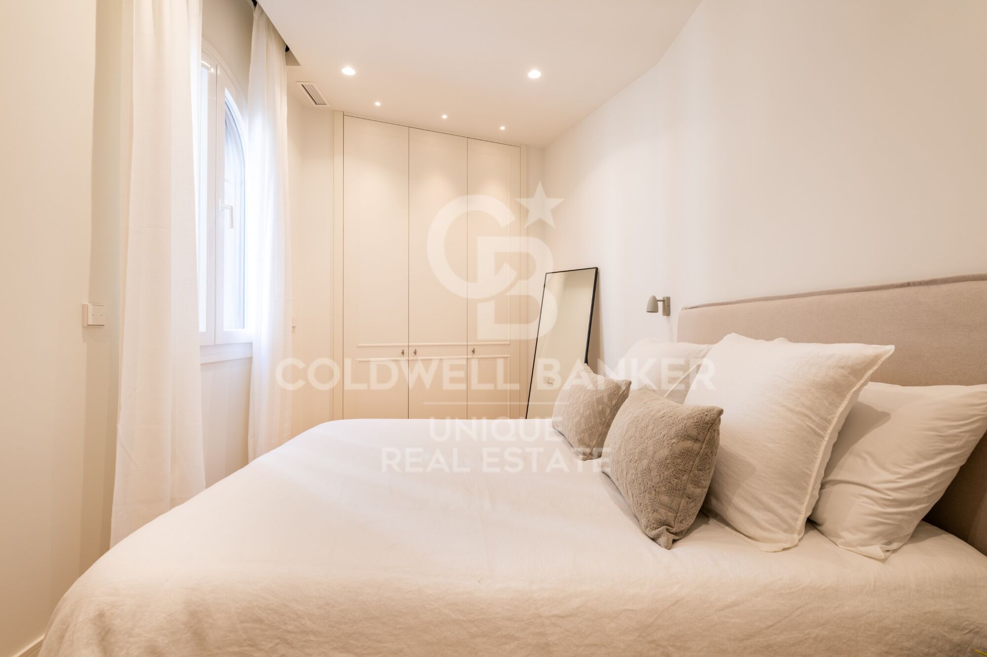 Appartement extérieur rénové avec garage et débarras à Lista, Madrid