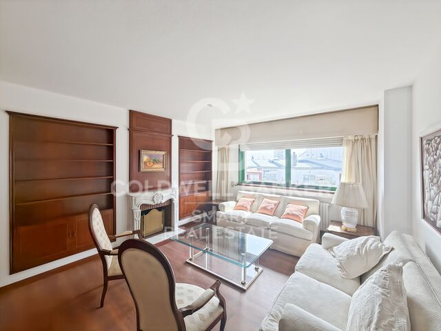 Flat 4 Bedrooms Rent A Coruña