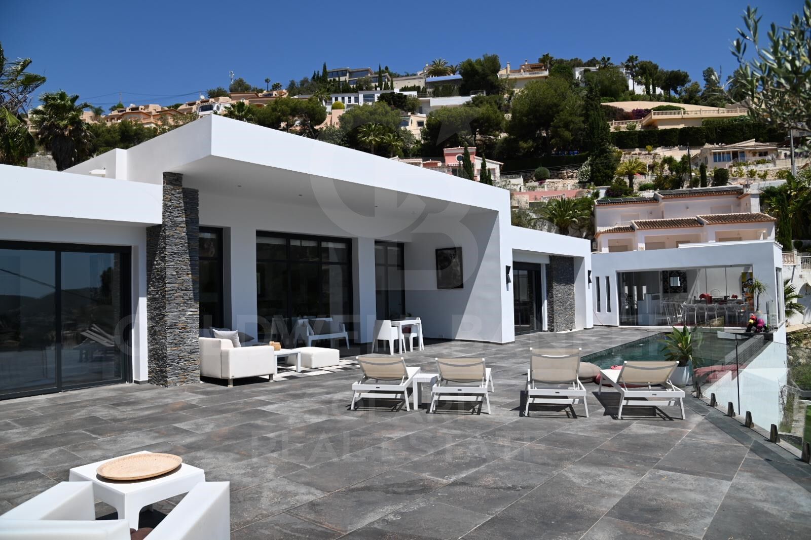 Villa de lujo moderna con vistas al mar en Moraira | Benimeit