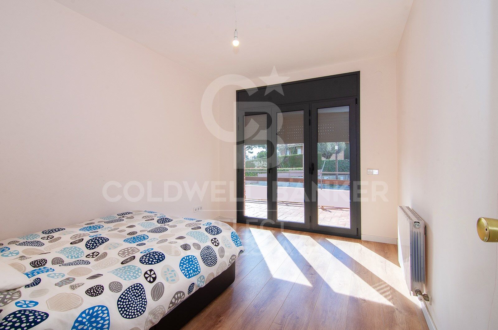 Contemporary elegance in a natural setting in Bellaterra