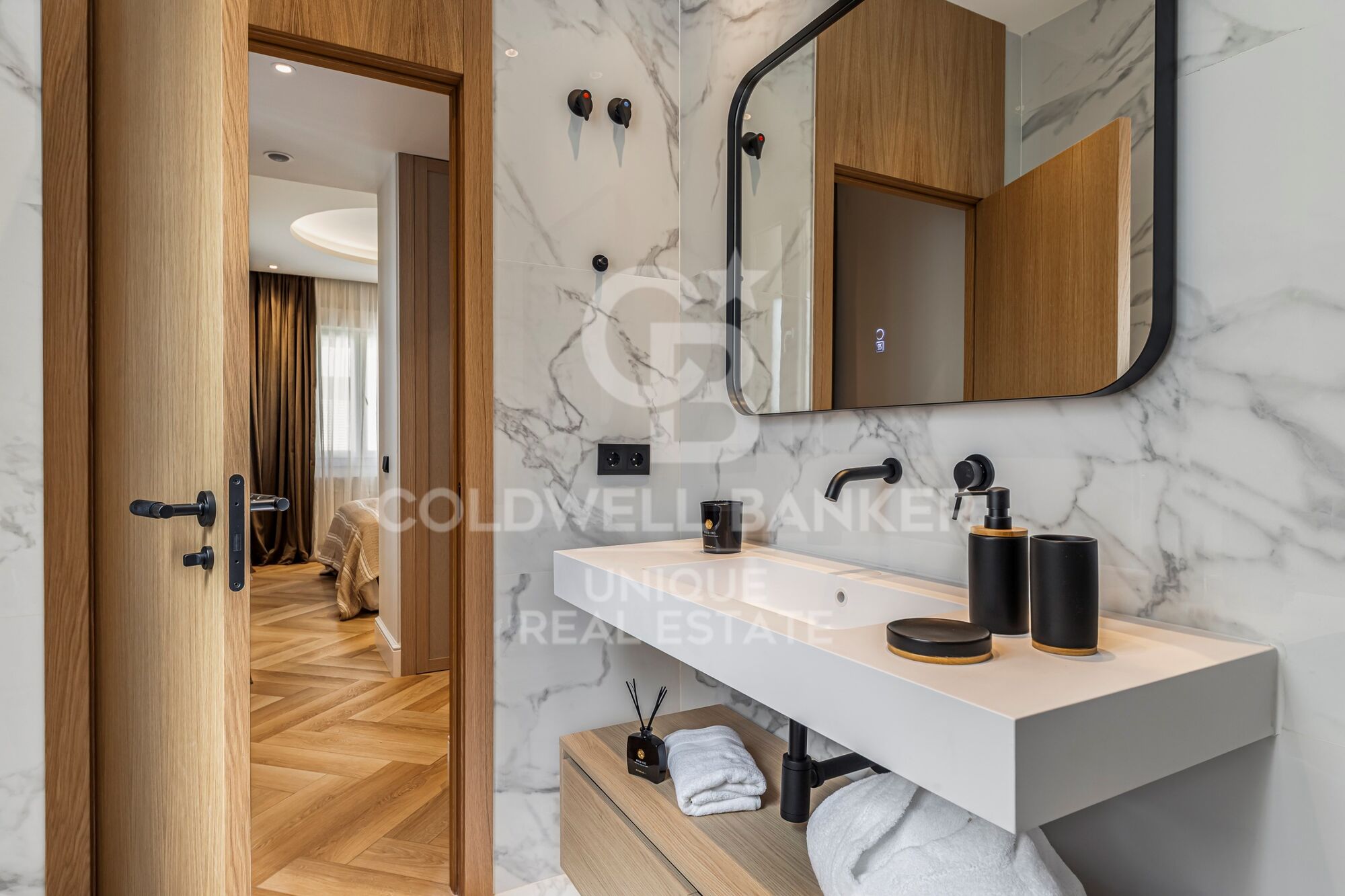 Renovierte Außenwohnung mit Terrasse, Garage und Abstellraum in Lista, Madrid
