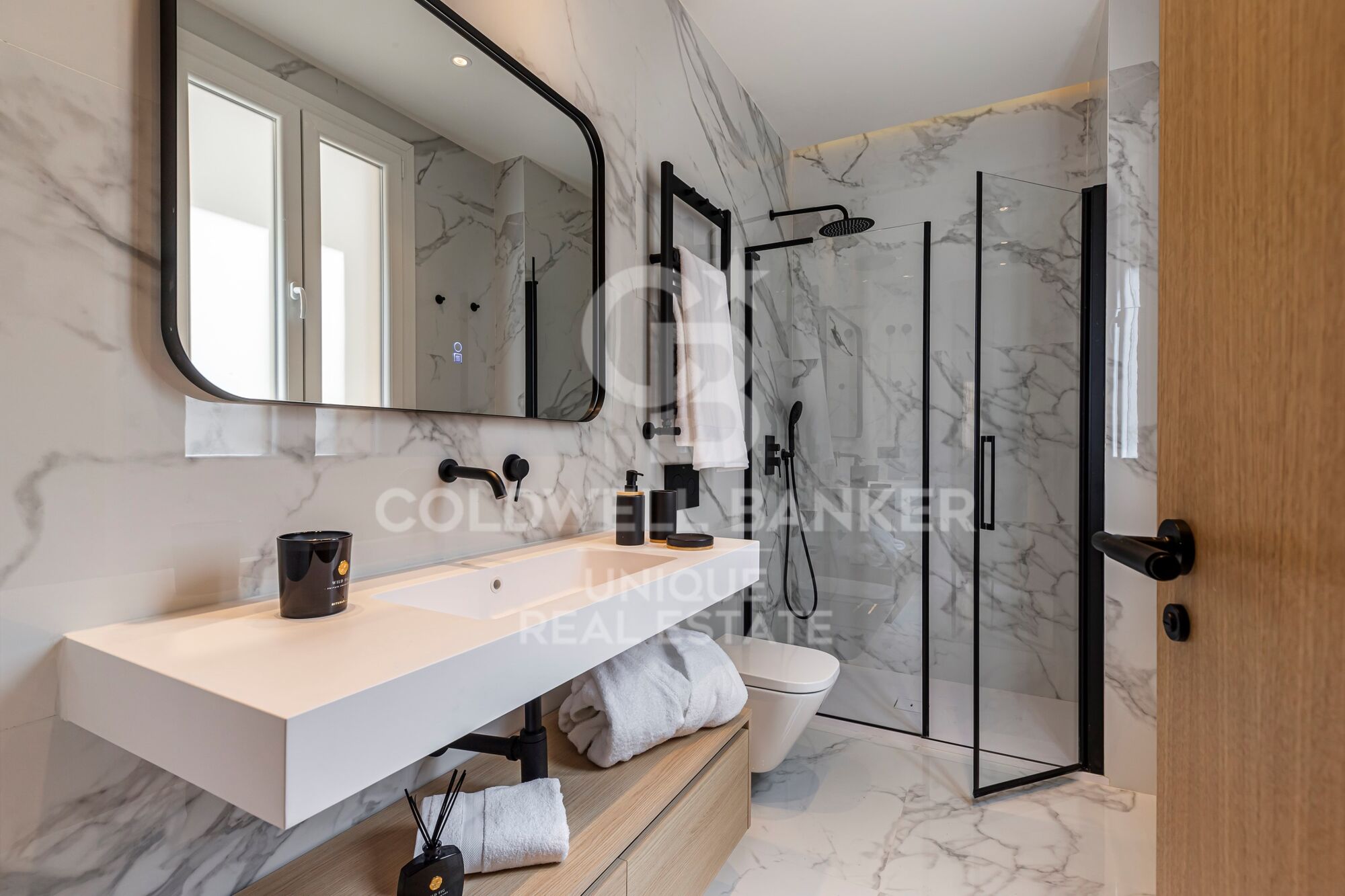 Renovierte Außenwohnung mit Terrasse, Garage und Abstellraum in Lista, Madrid