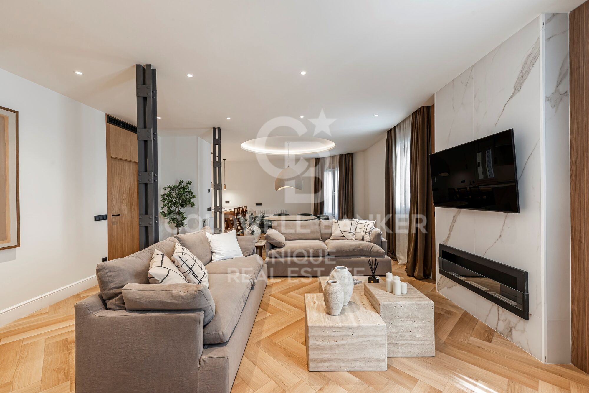 Piso exterior reformado con terraza, garaje y trastero en Lista, Madrid