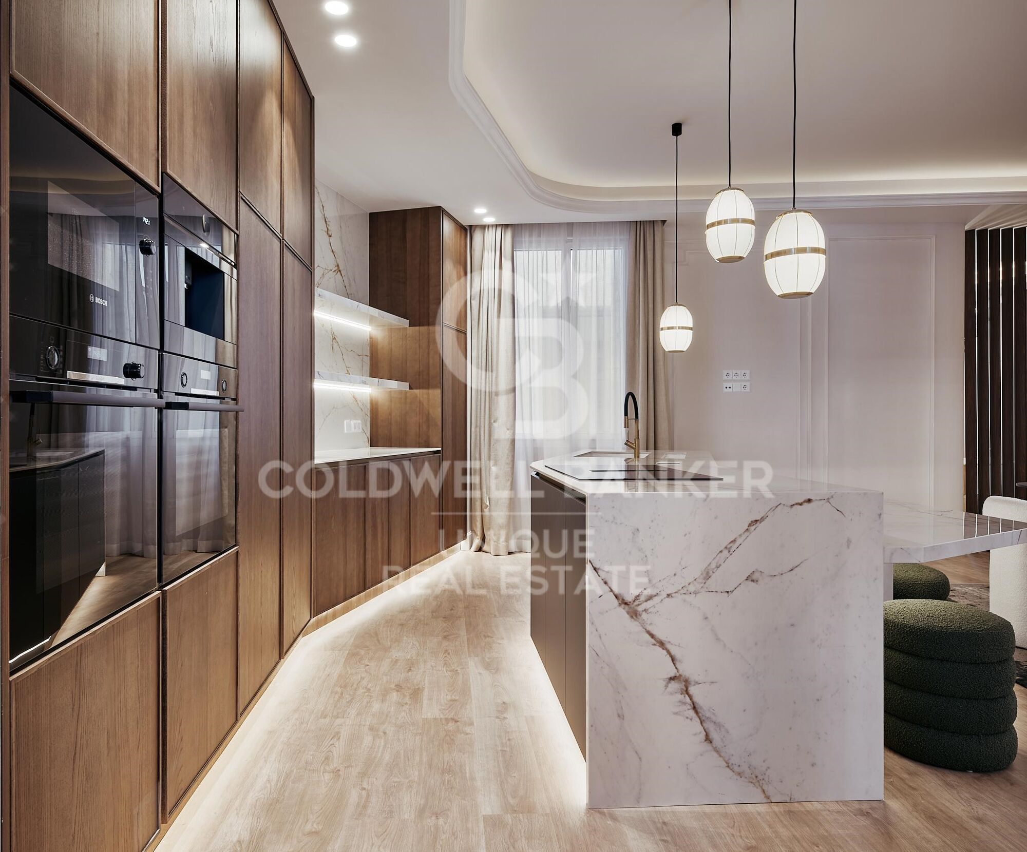 Renovated exterior apartment in Justicia, Madrid