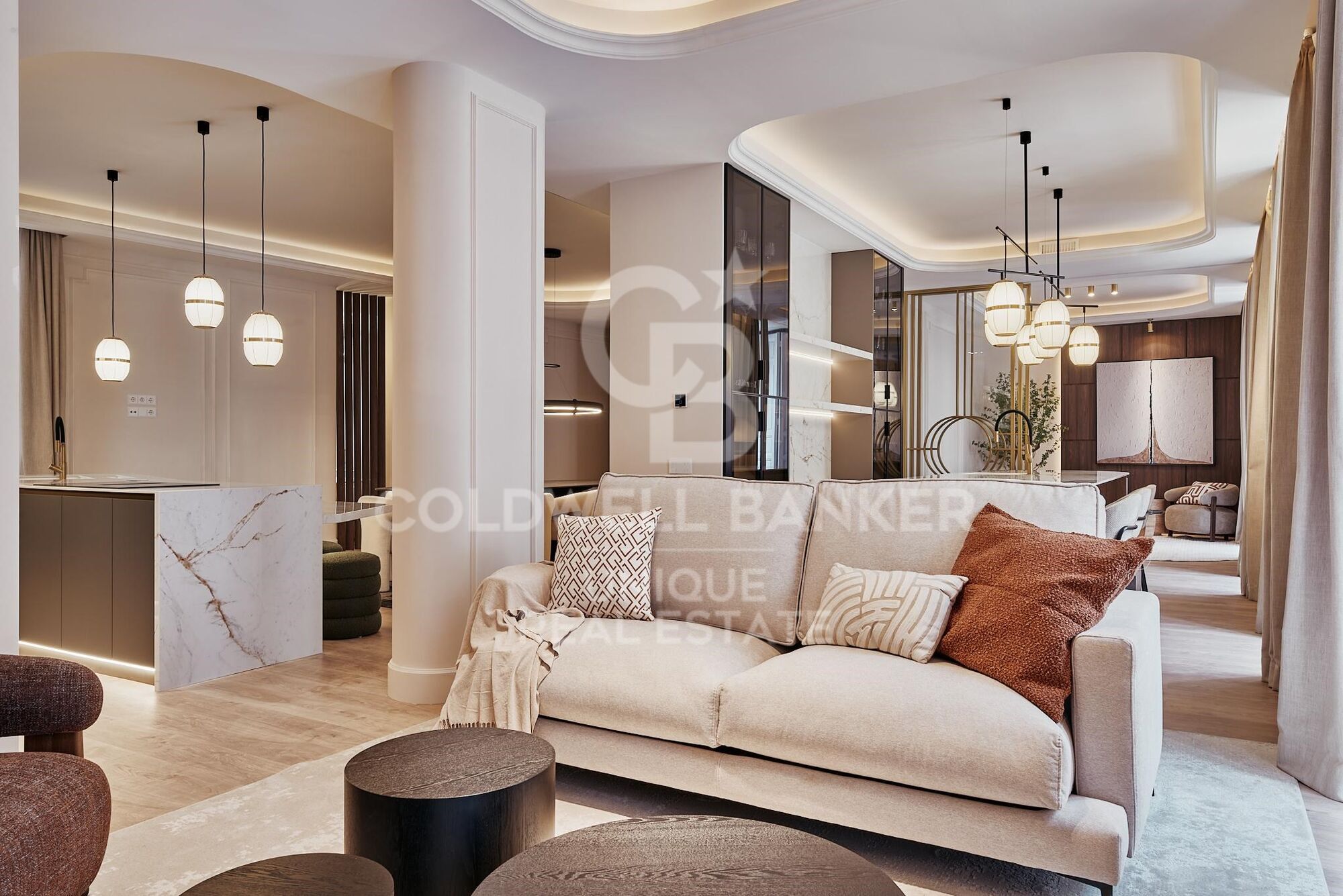 Renovated exterior apartment in Justicia, Madrid