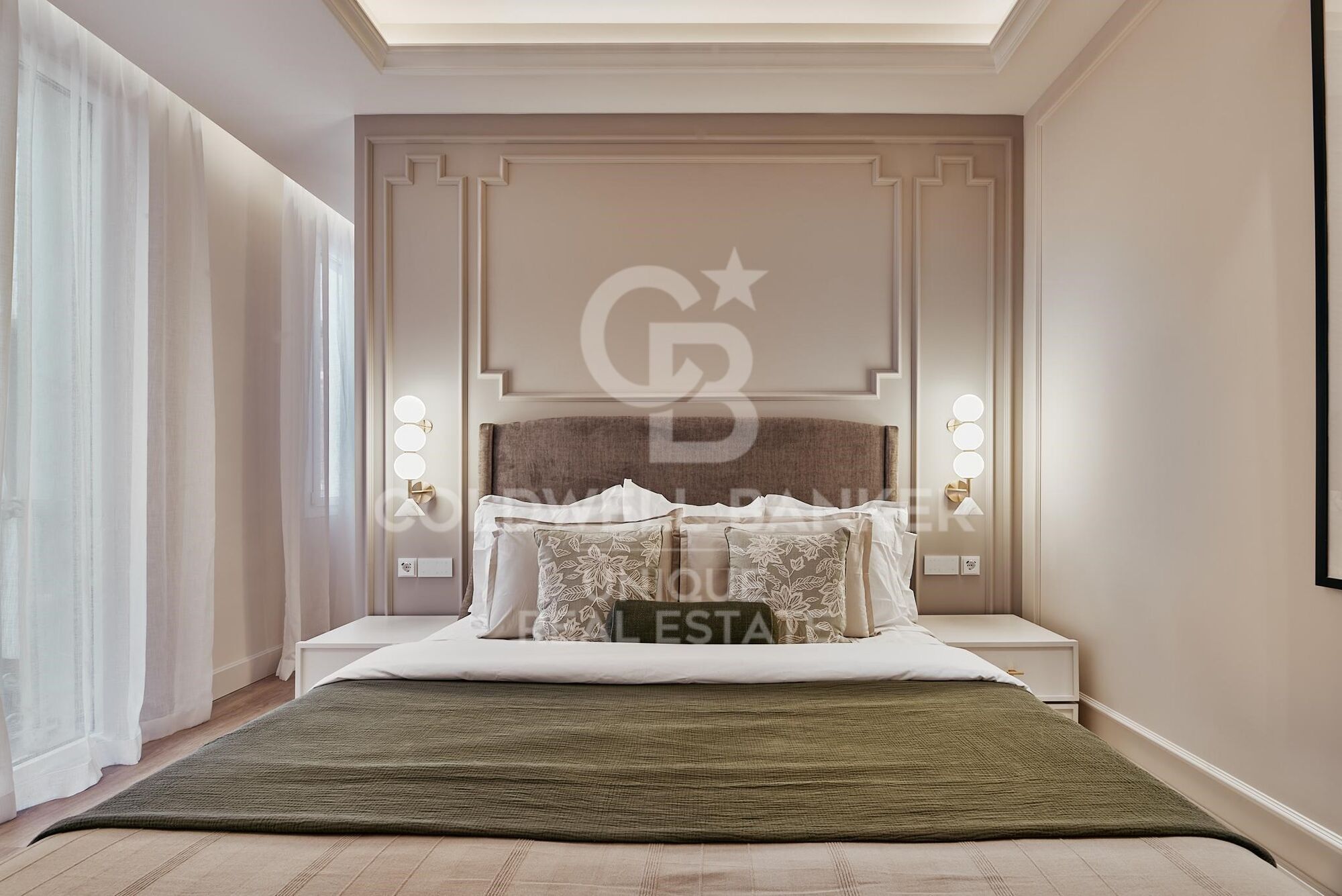 Renovated exterior apartment in Justicia, Madrid