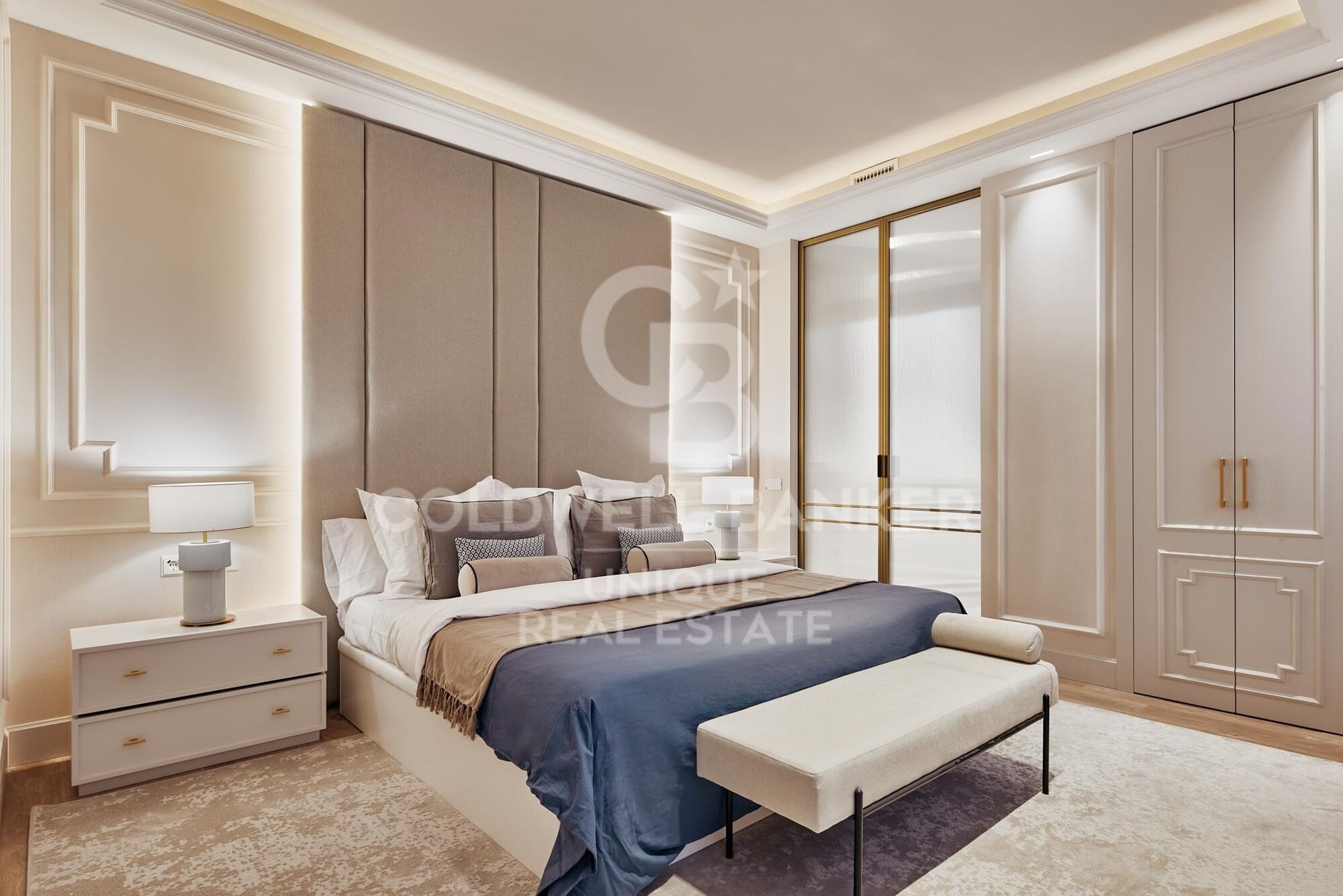 Renovated exterior apartment in Justicia, Madrid