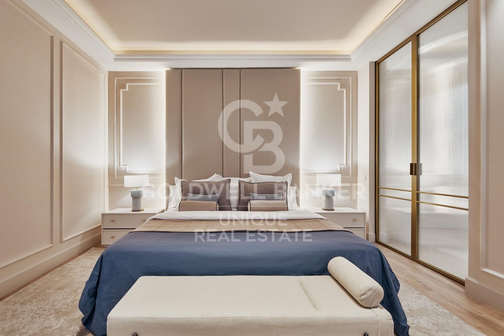 Renovated exterior apartment in Justicia, Madrid