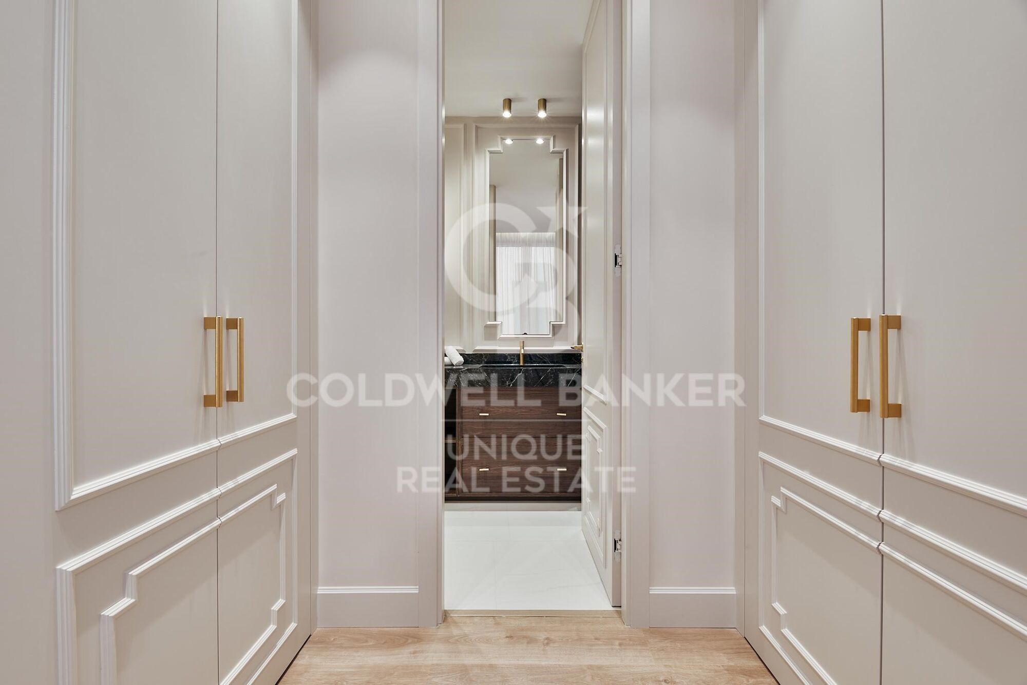 Renovated exterior apartment in Justicia, Madrid