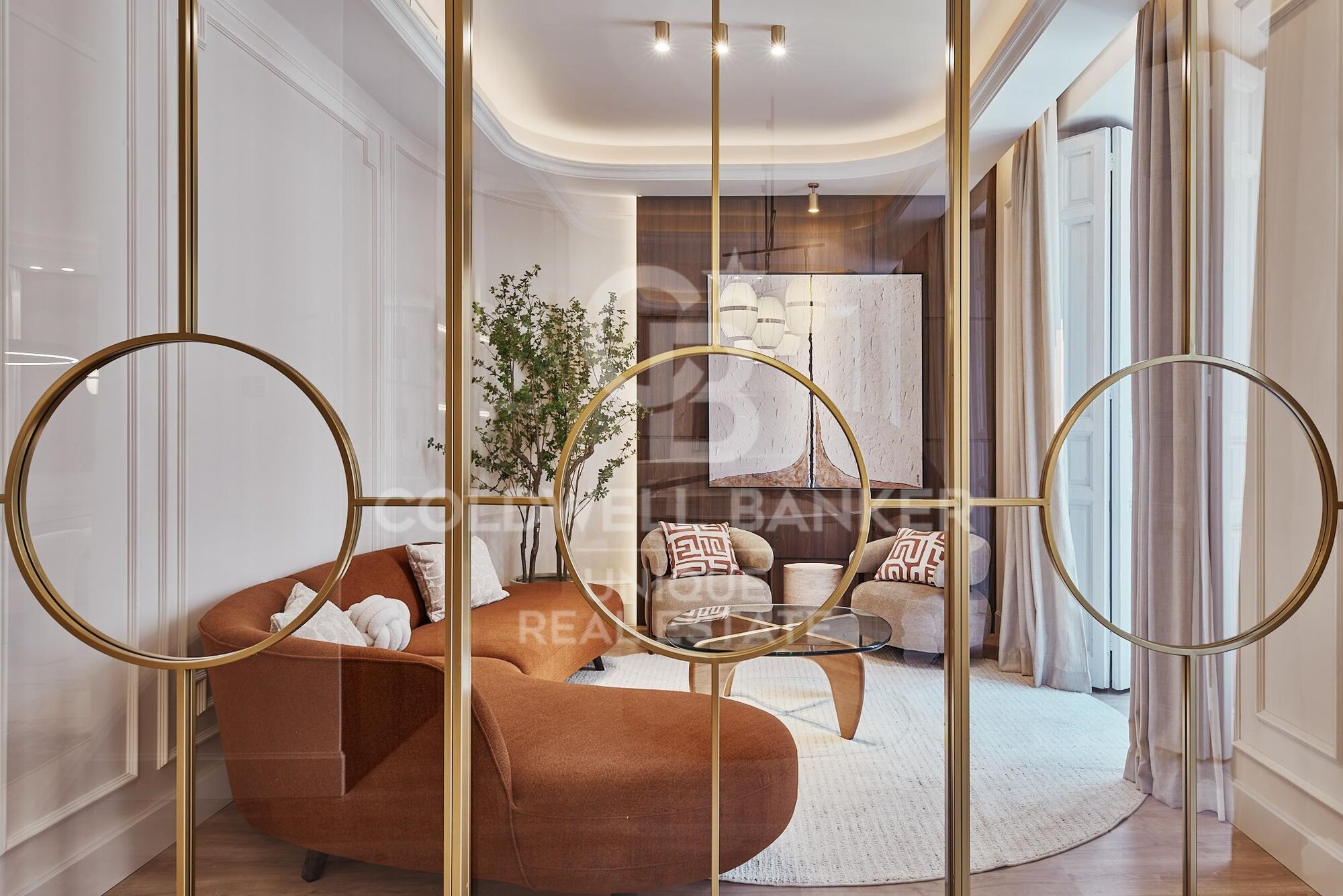 Renovated exterior apartment in Justicia, Madrid