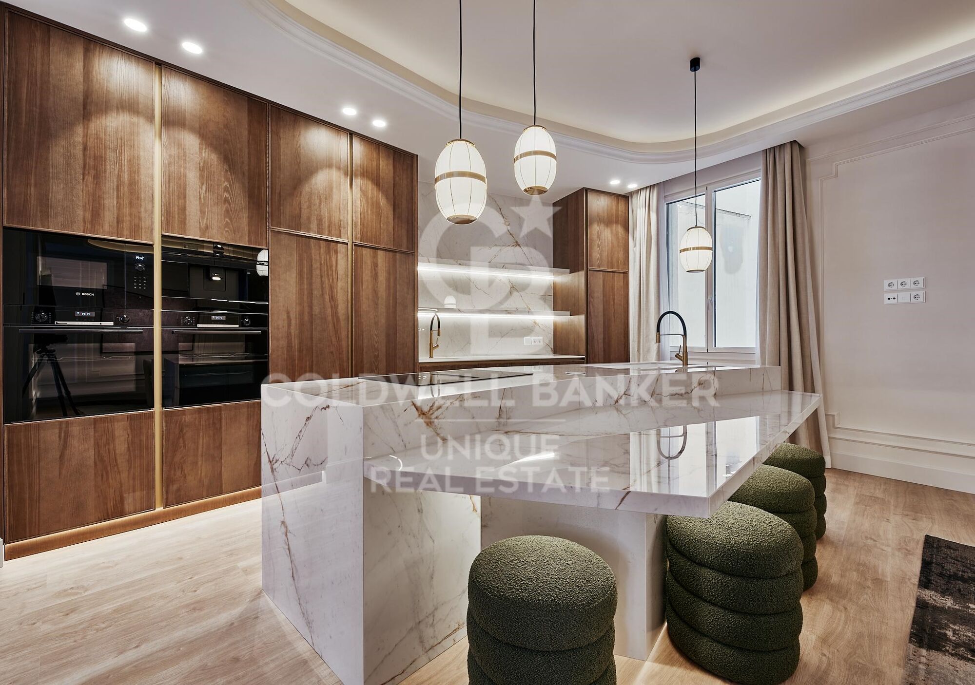 Renovated exterior apartment in Justicia, Madrid