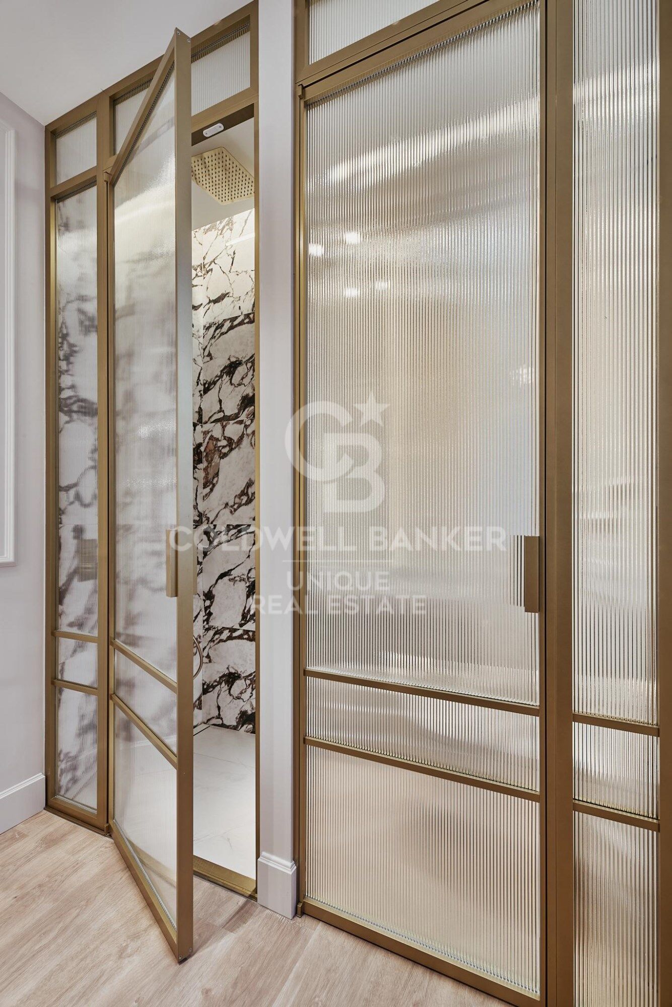 Renovated exterior apartment in Justicia, Madrid