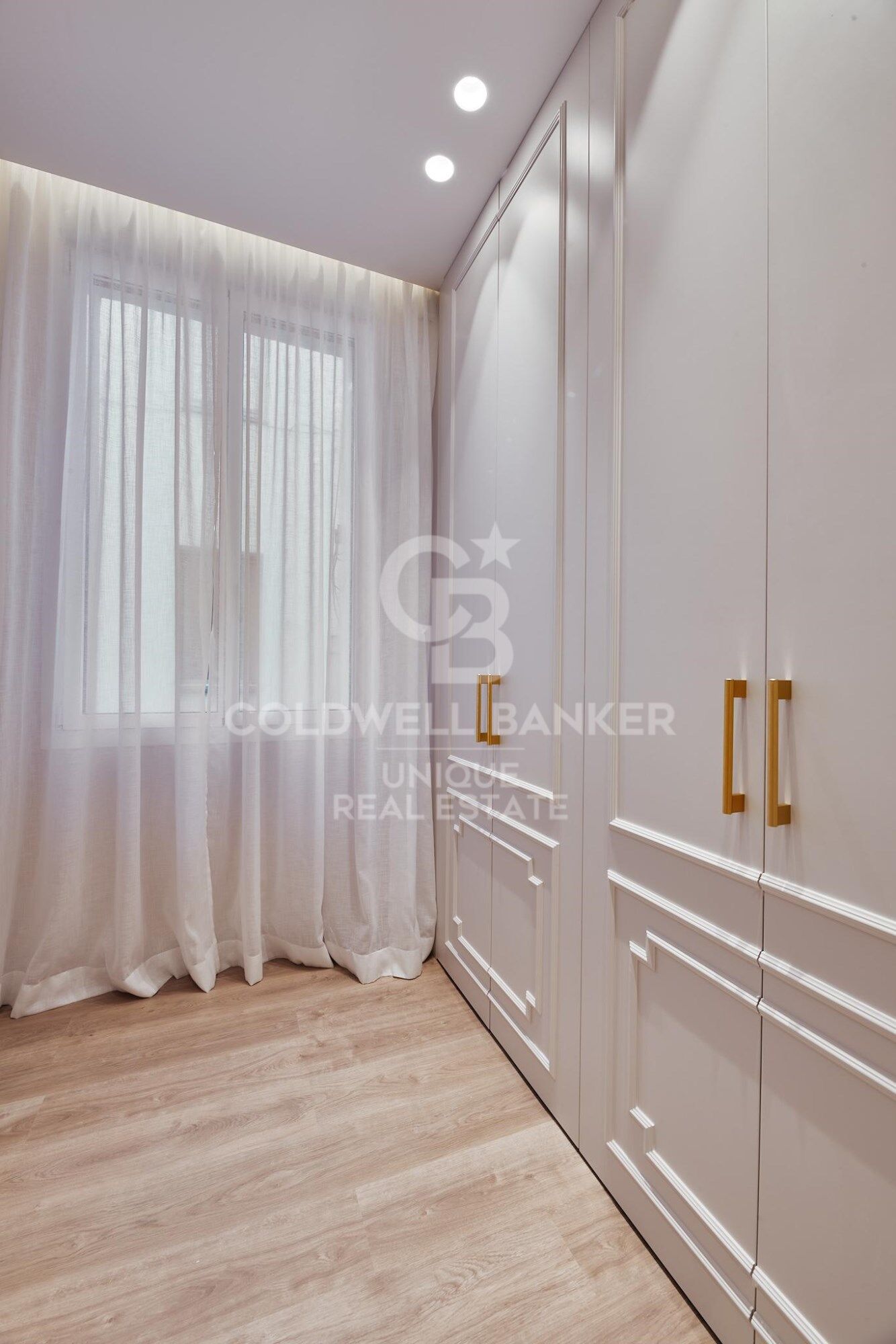 Renovated exterior apartment in Justicia, Madrid