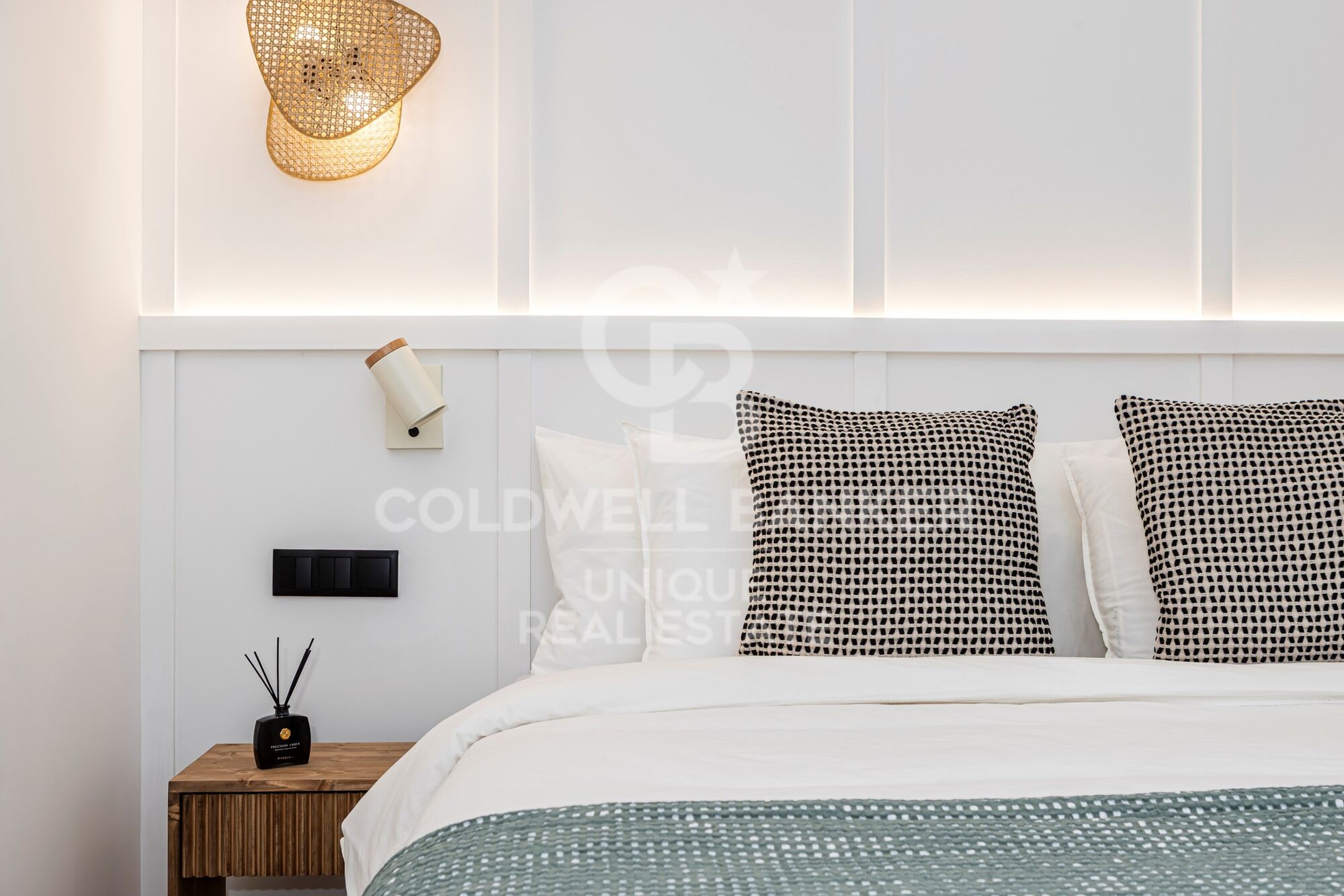 Appartement extérieur rénové avec terrasse et débarras à Retiro, Madrid
