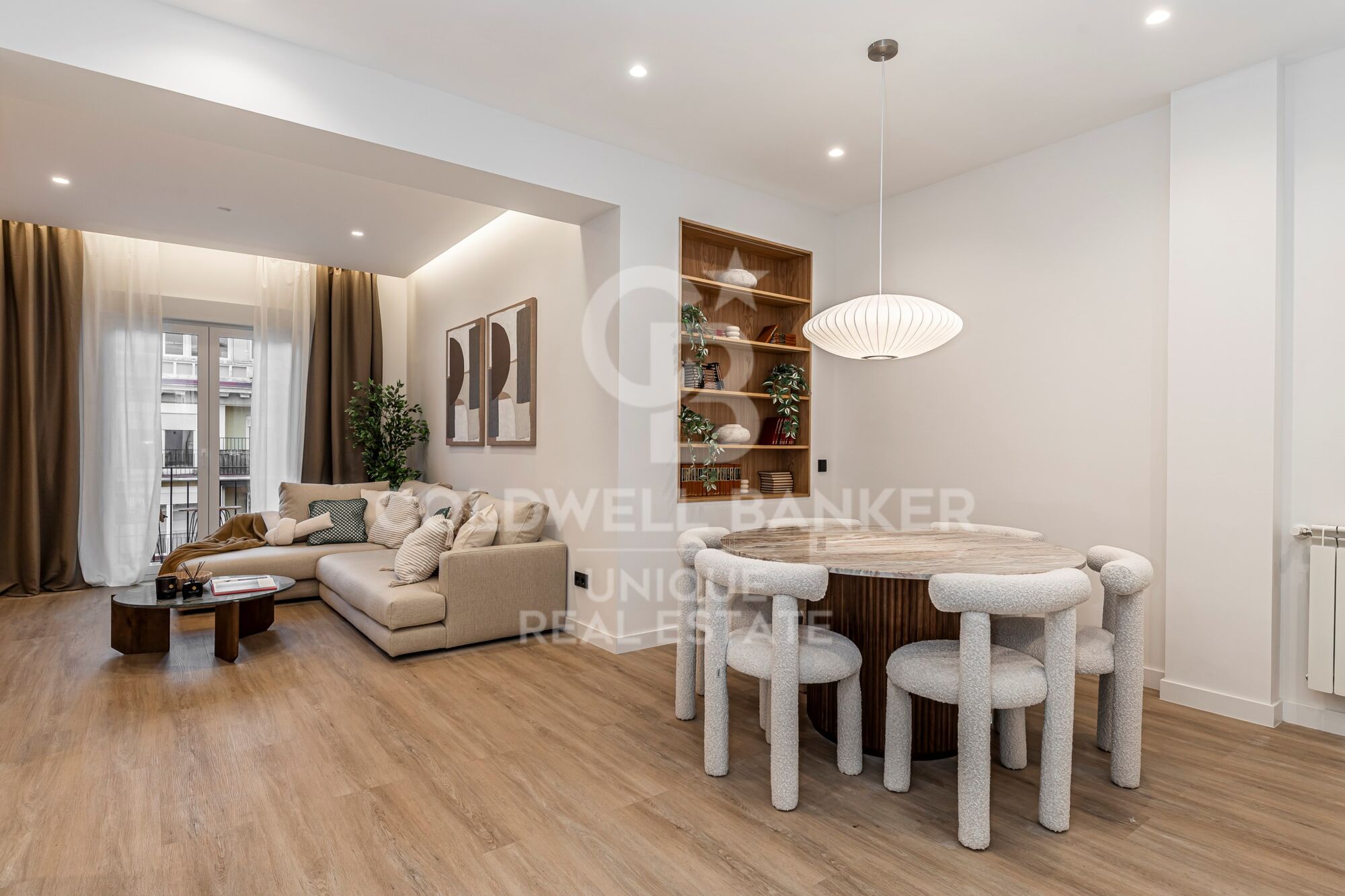 Renovierte Außenwohnung mit Terrasse und Abstellraum in Retiro, Madrid