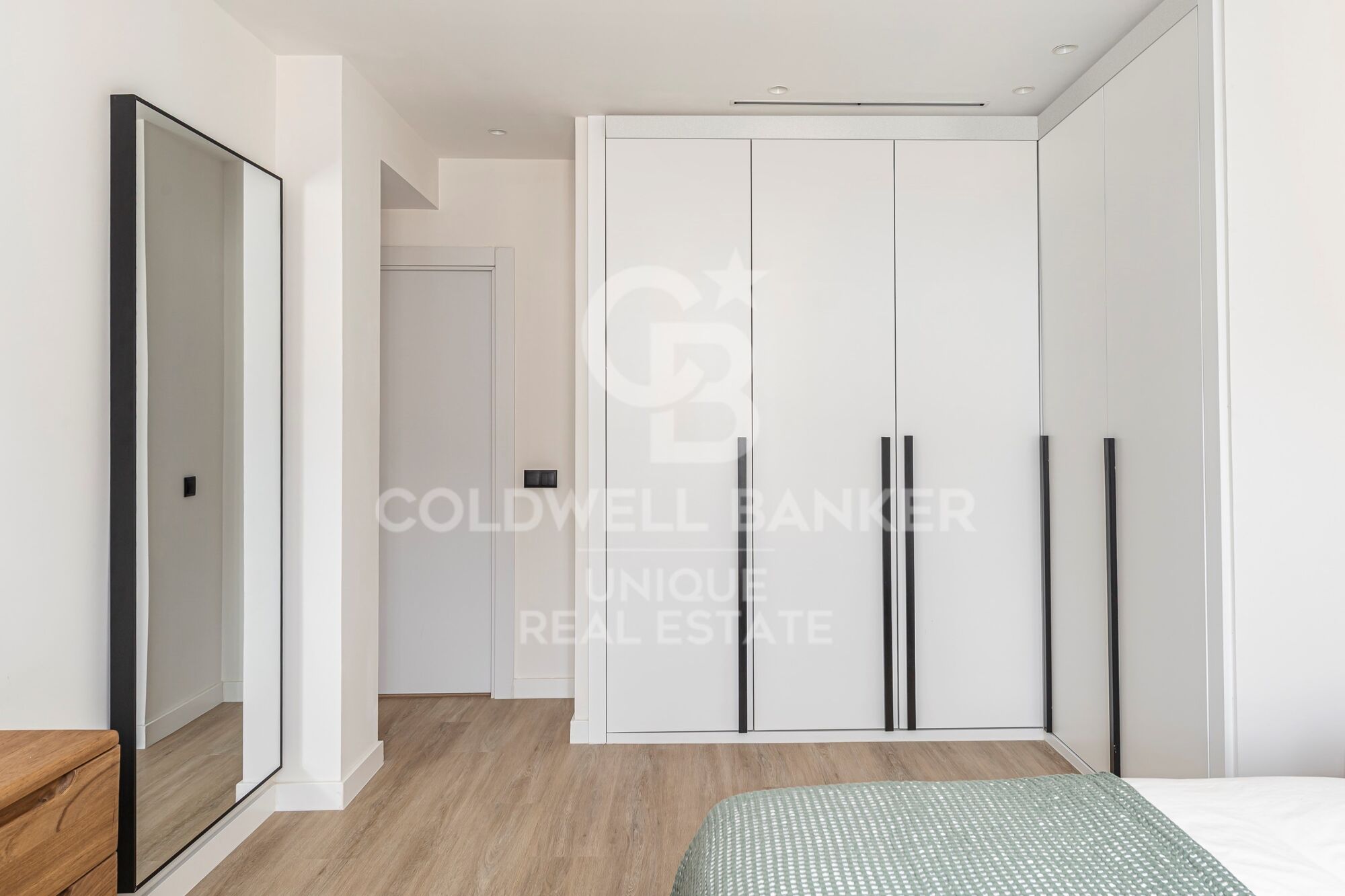 Renovierte Außenwohnung mit Terrasse und Abstellraum in Retiro, Madrid