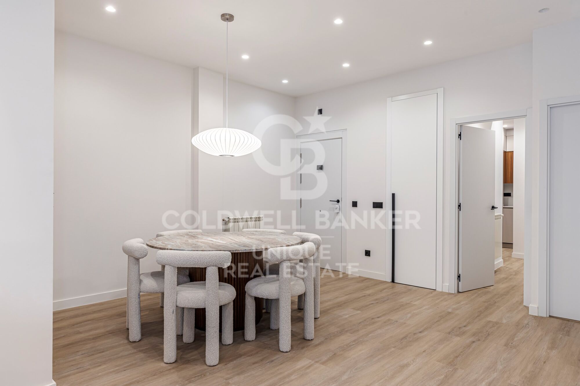 Renovierte Außenwohnung mit Terrasse und Abstellraum in Retiro, Madrid