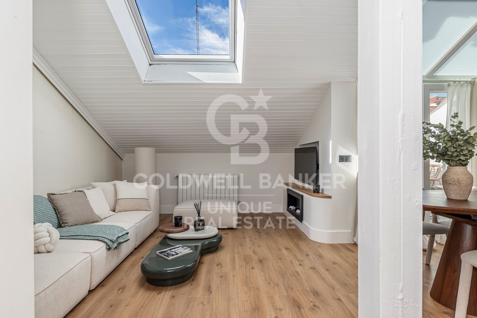 Appartement extérieur rénové avec 2 terrasses à Justicia, Madrid