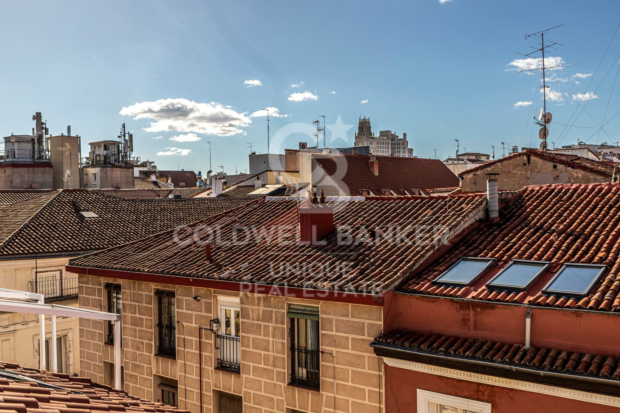 Piso exterior reformado con 2 terrazas en Justicia, Madrid