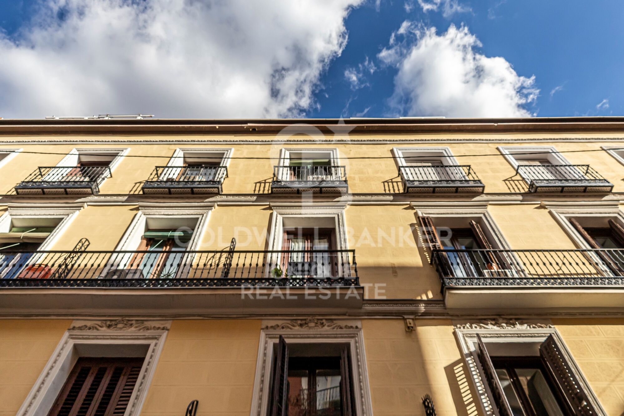 Piso exterior reformado con 2 terrazas en Justicia, Madrid