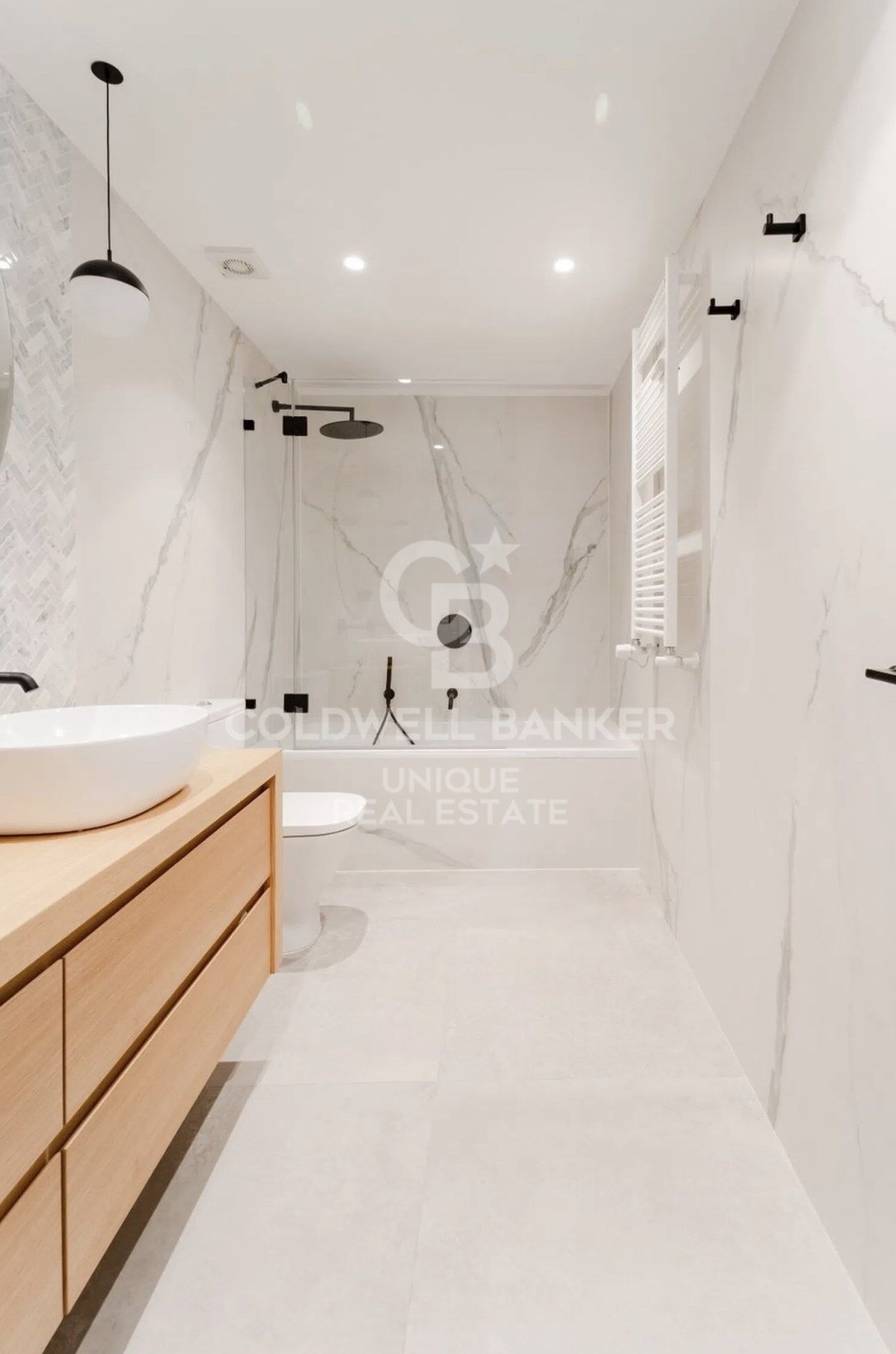 Penthouse rénové avec terrasse et débarras à Castellana, Madrid