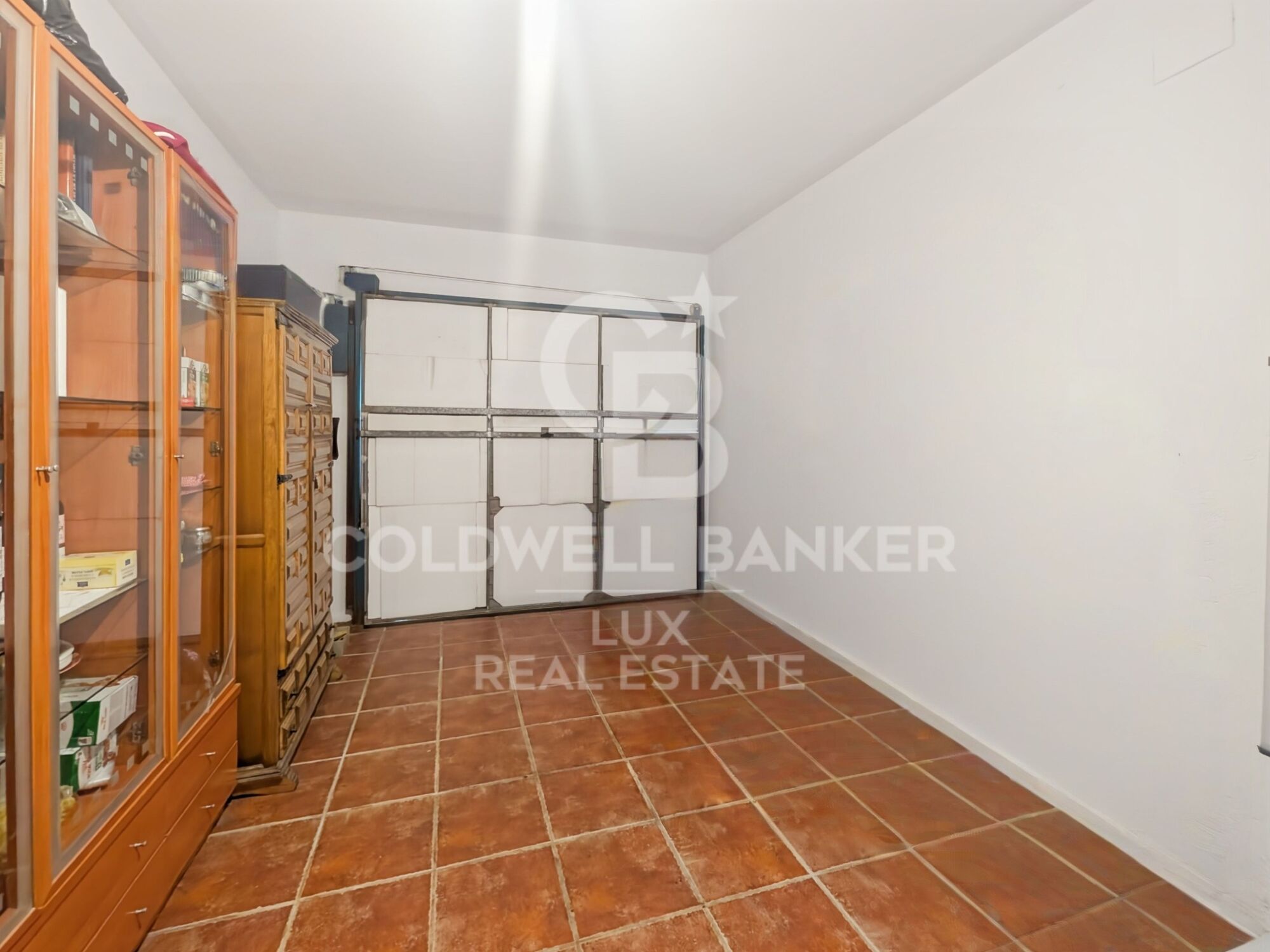 Villa con 2 garajes y parcela de 820 m² en Roses