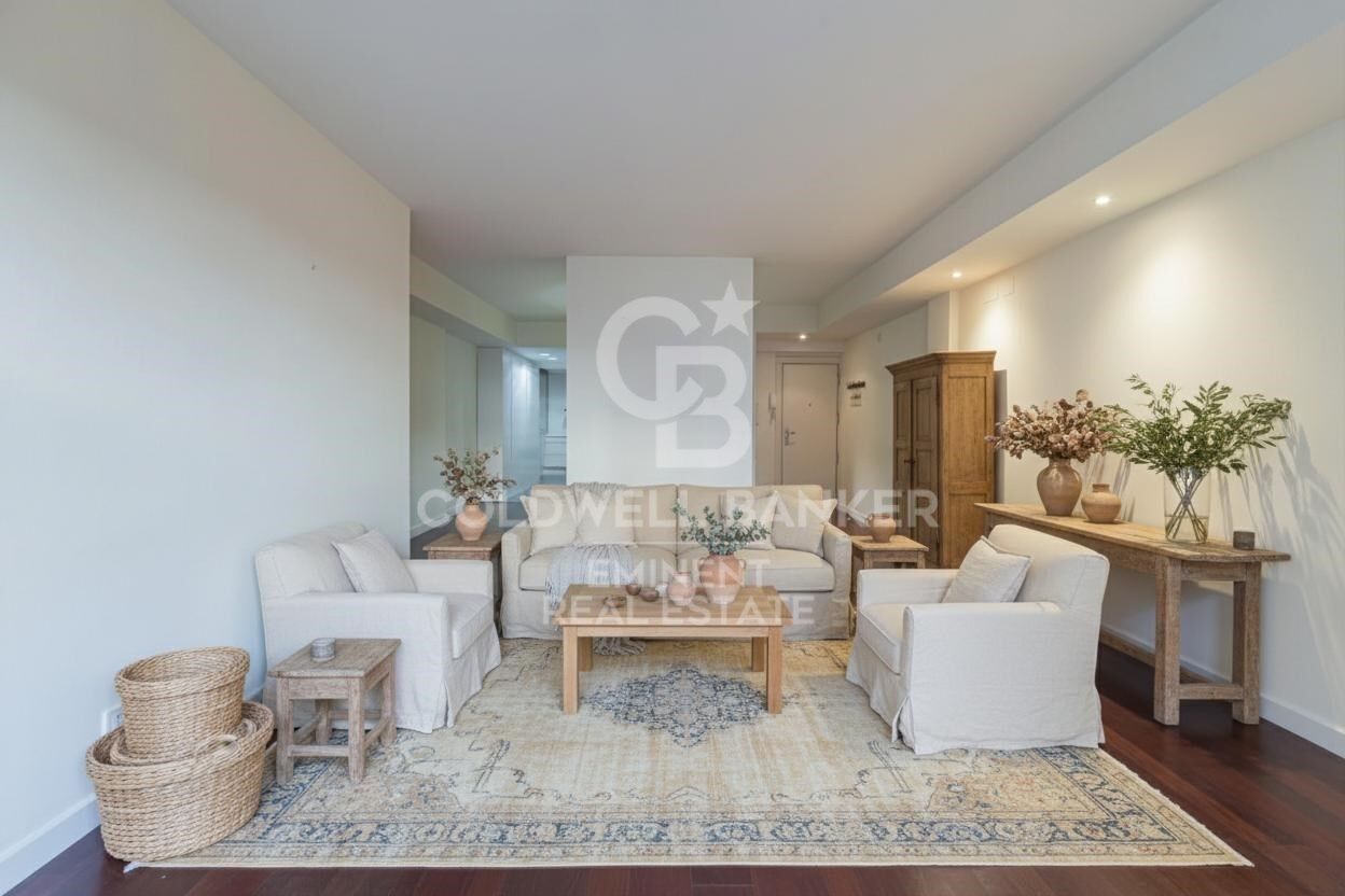 Magnífico piso con terraza de 75m² en Avenida de Sarrià