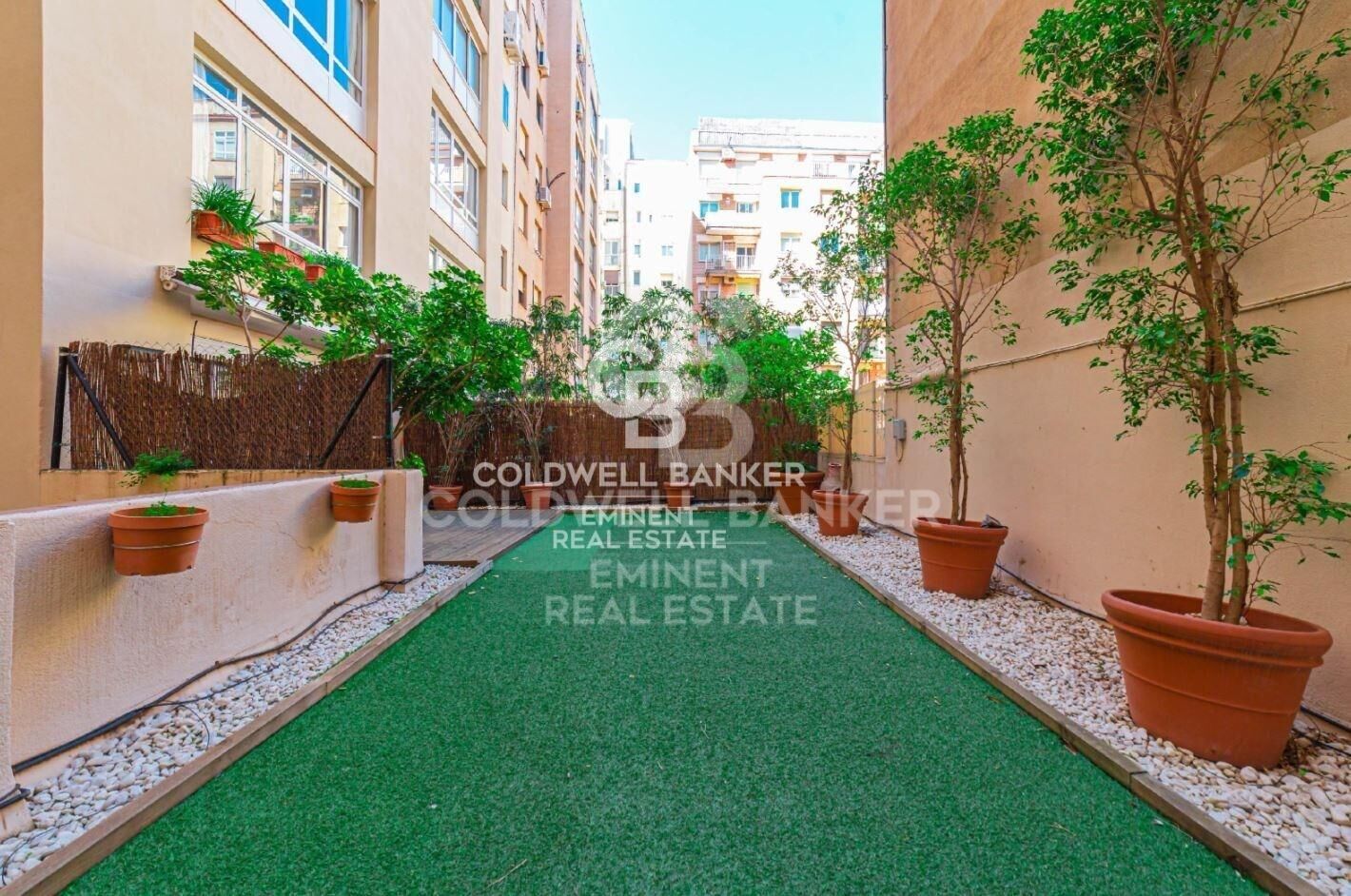 Magnífico piso con terraza de 75m² en Avenida de Sarrià