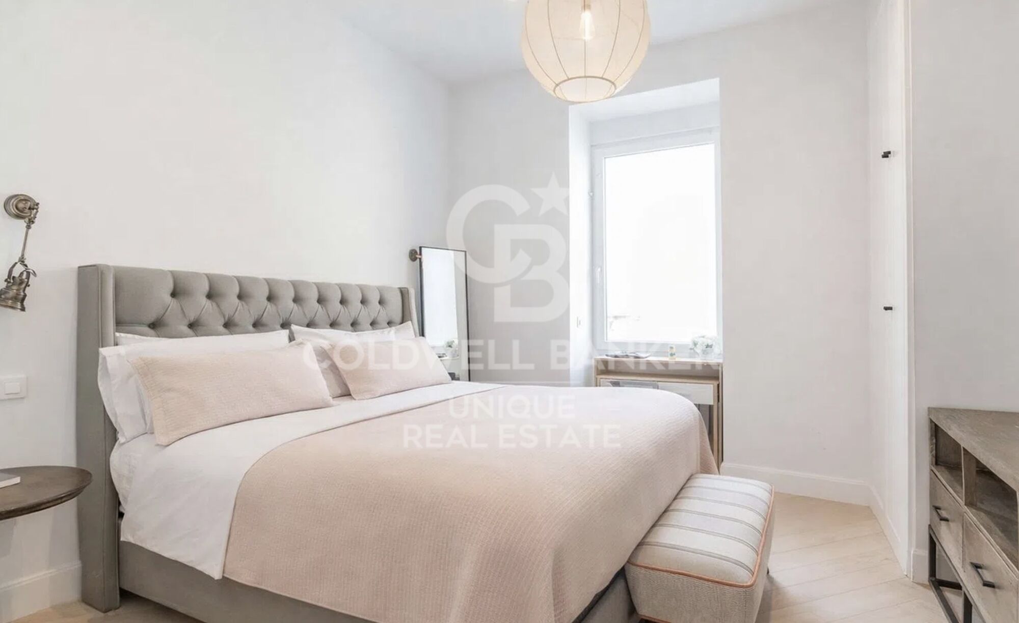 Appartement extérieur rénové dans le Barrio de Las Letras, Madrid