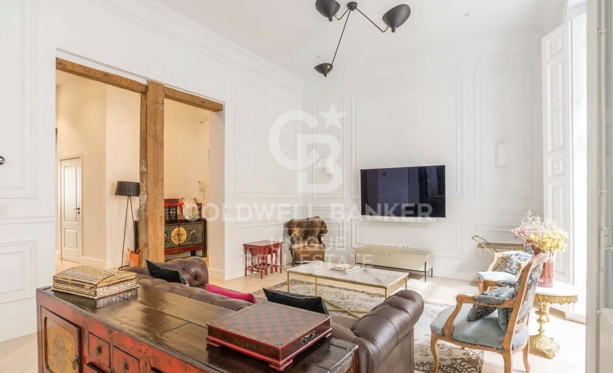 Appartement extérieur rénové dans le Barrio de Las Letras, Madrid
