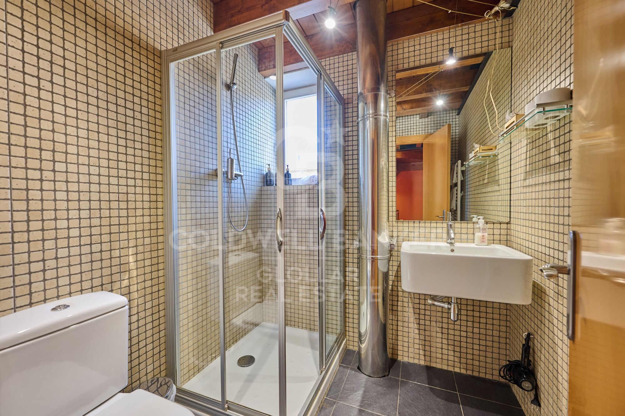 House 3 Bedrooms Sale Bourg-Madame