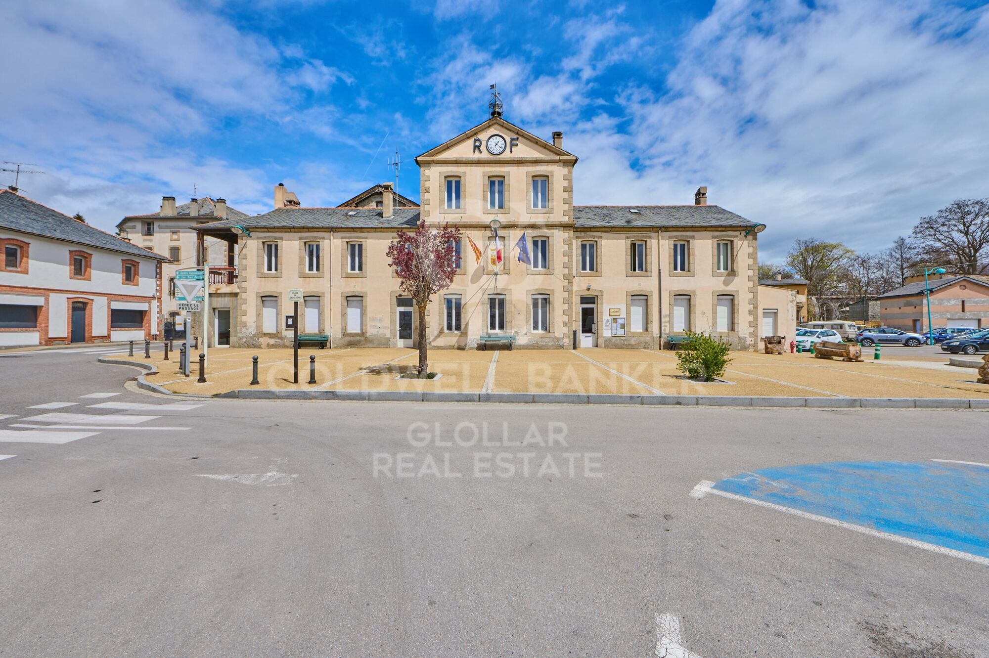 House 3 Bedrooms Sale Bourg-Madame