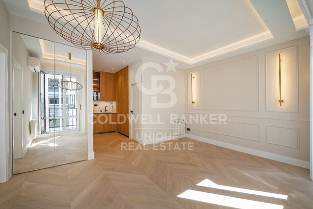 Renovated exterior apartment in Justicia, Madrid