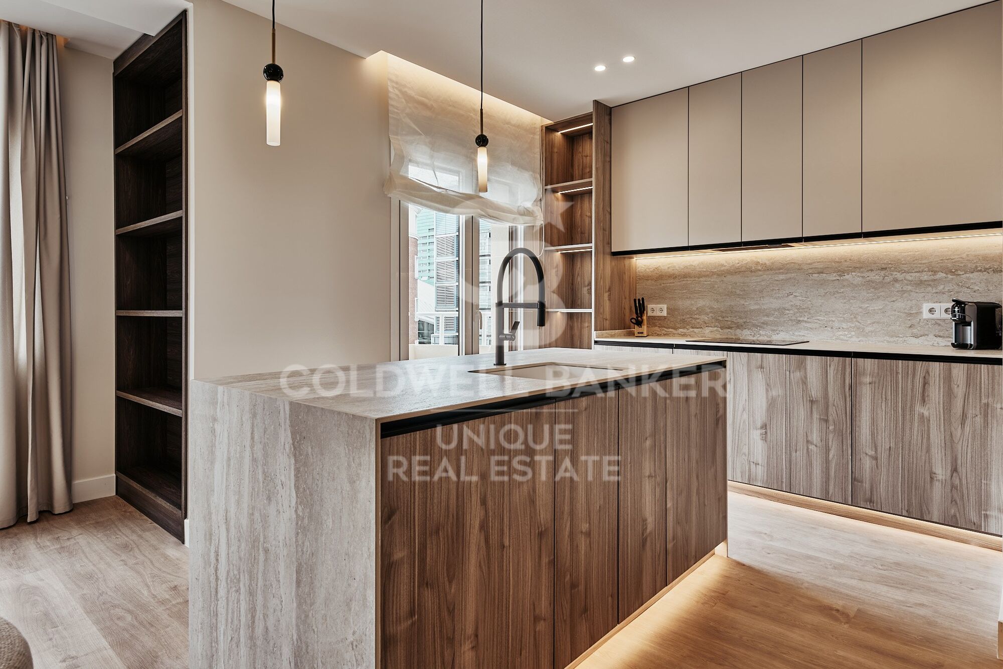 Flat 3 Bedrooms Sale Madrid