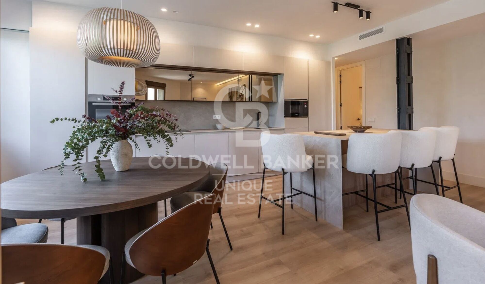 Renovated exterior apartment in Almagro, Madrid