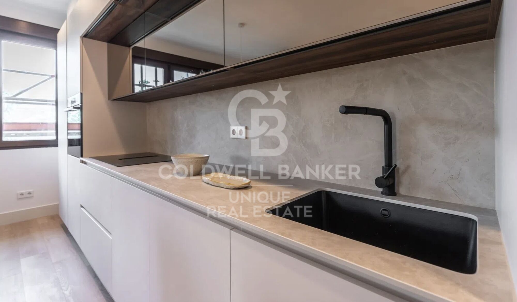 Renovated exterior apartment in Almagro, Madrid