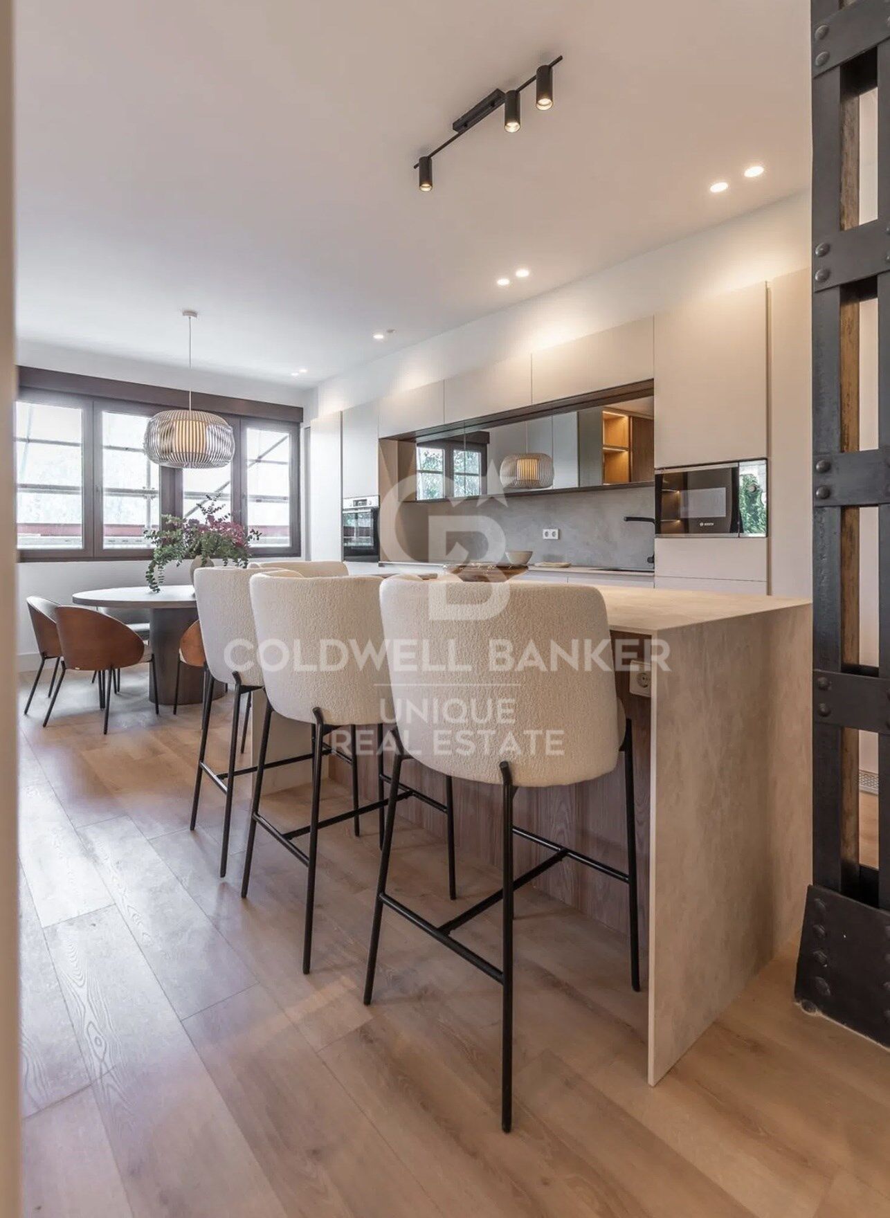 Renovated exterior apartment in Almagro, Madrid