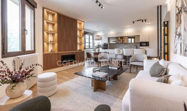 Renovated exterior apartment in Almagro, Madrid