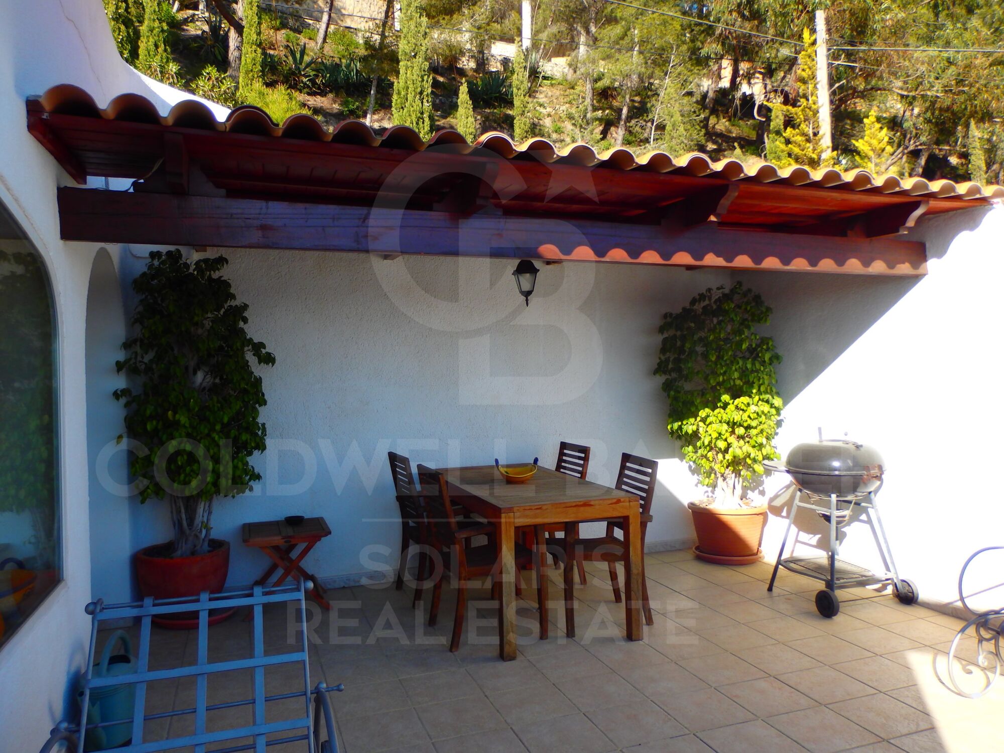 Ibizan villa with spectacular views of the sea and the bay of Calpe