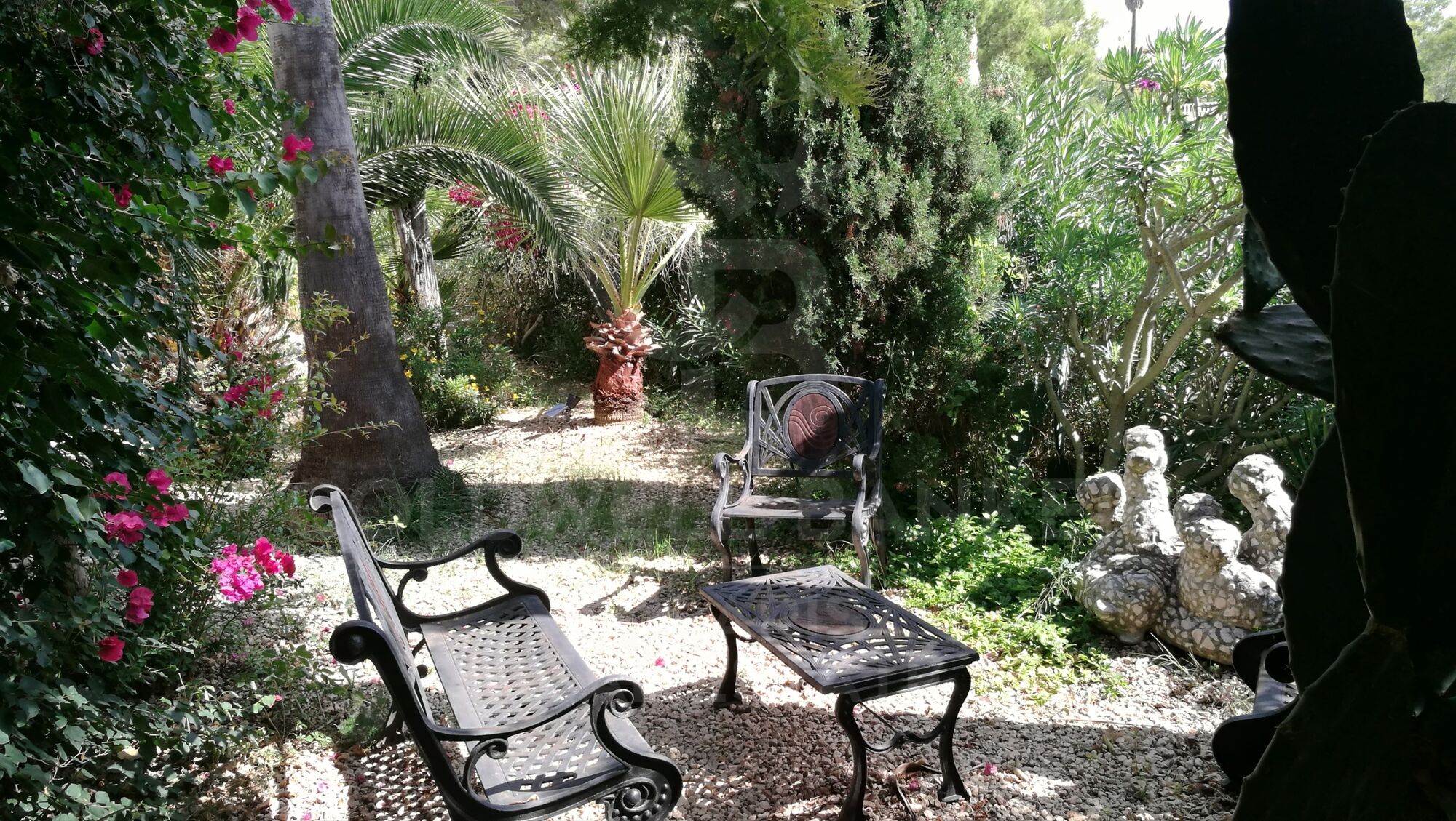 Ibizan villa with spectacular views of the sea and the bay of Calpe