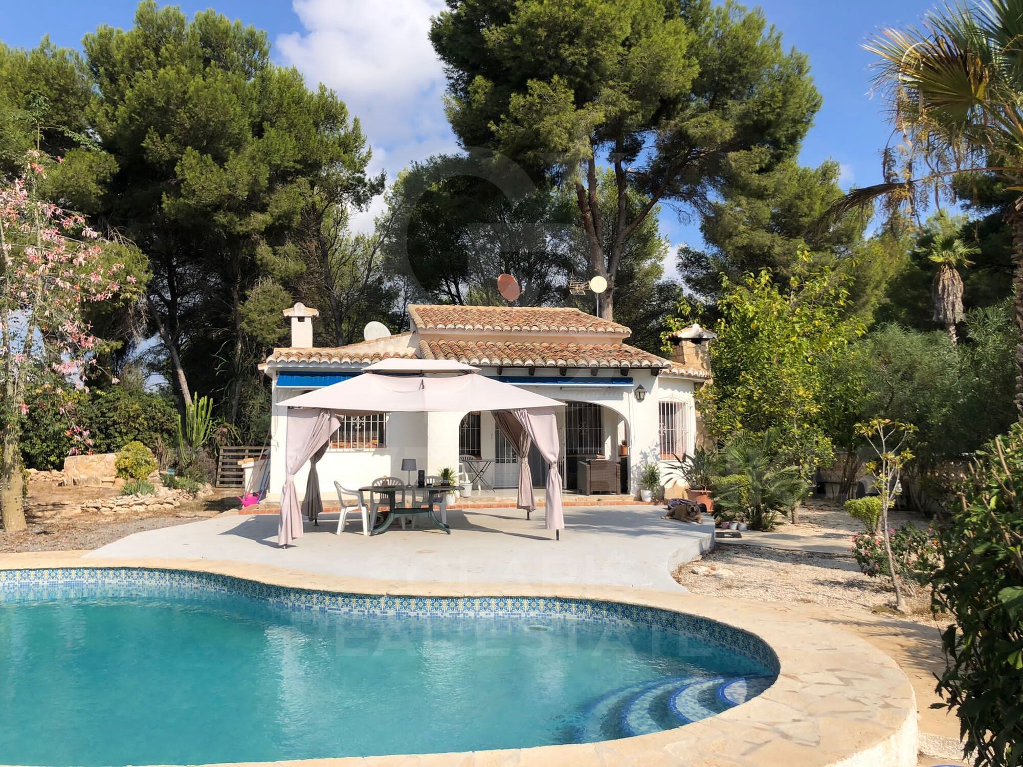 Encantador chalet mediterráneo en El Portet, Moraira - a solo 2 minutos de la playa