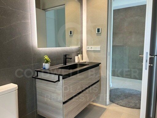 Villa contemporánea de lujo en Moraira con piscina privada y diseño exclusivo