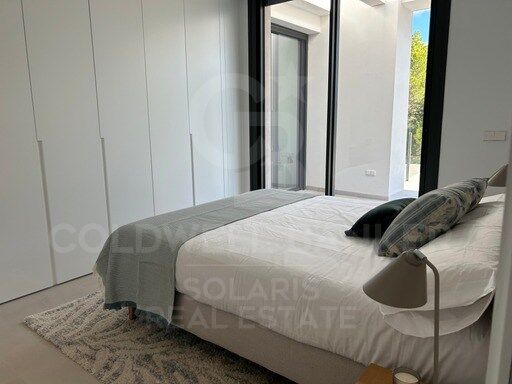 Villa contemporánea de lujo en Moraira con piscina privada y diseño exclusivo