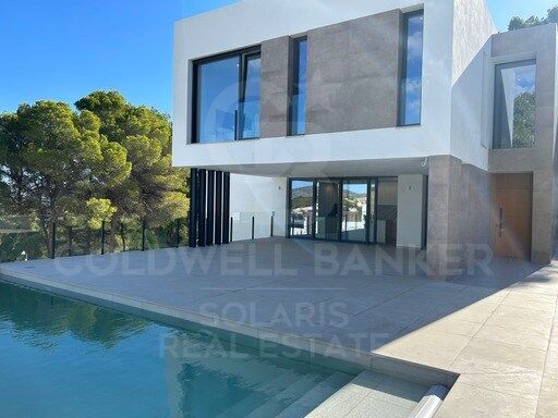 Villa de luxe contemporaine à Moraira avec piscine privée et design exclusif