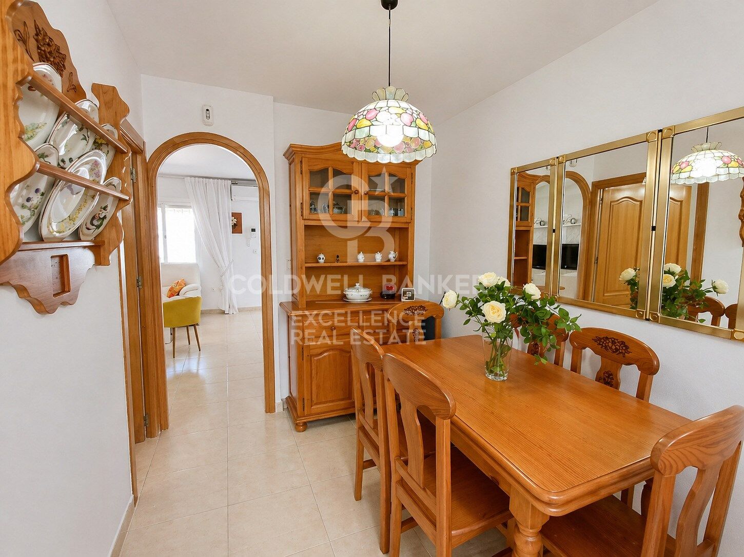 Helle Doppelhaushälfte mit Reihenhaus, Parkplatz und großer Terrasse in Santiago de la Ribera, Murcia