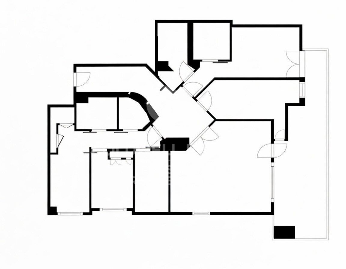 Apartment with terrace, sea views, pool, gym and paddle courts