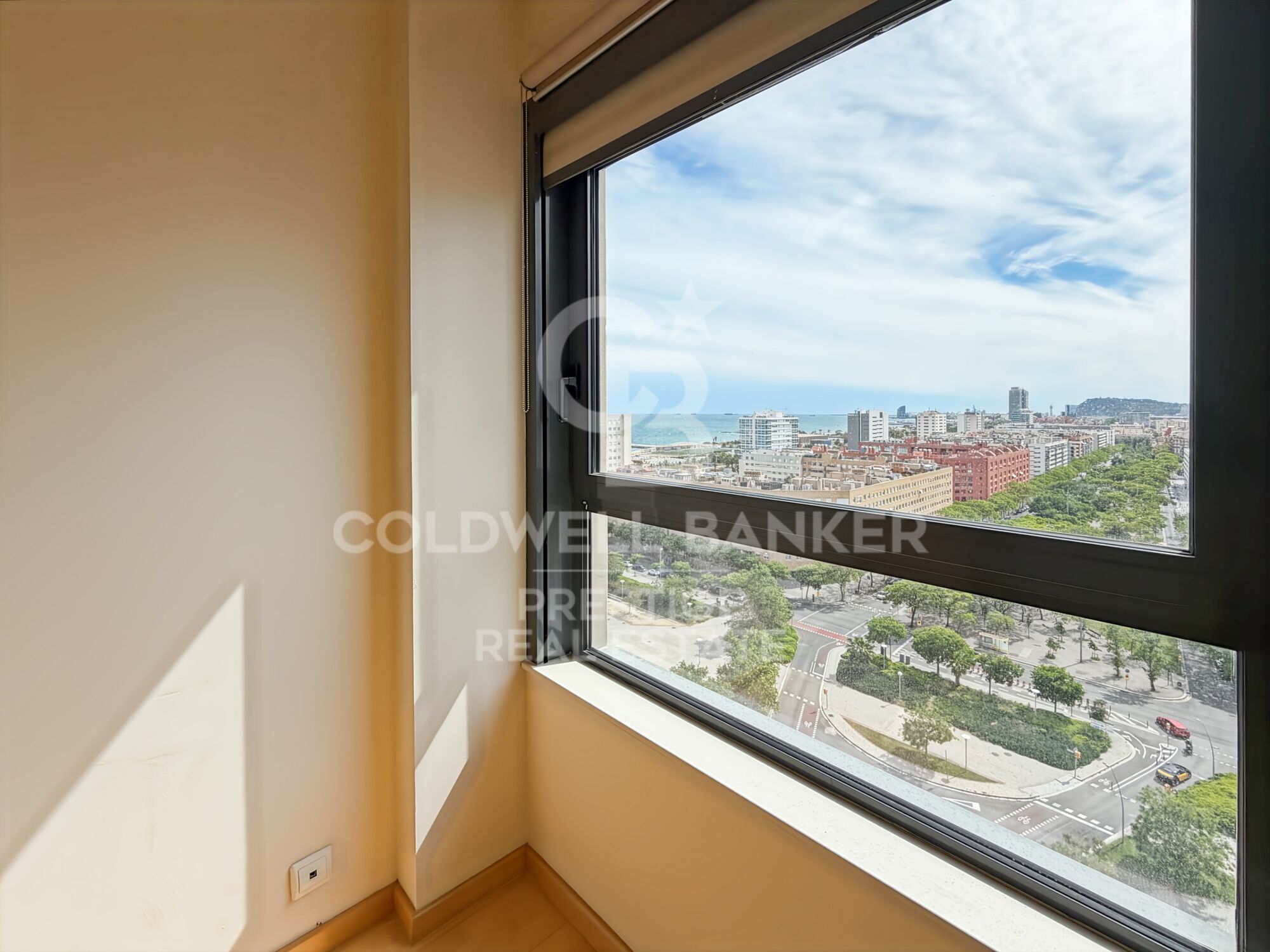 Appartement avec terrasse, vue mer, piscine, salle de sport et courts de paddle